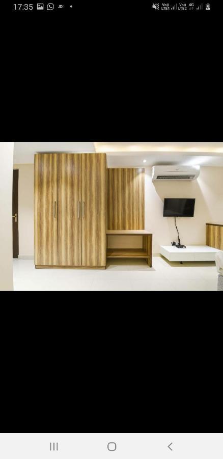 Aval International Hotel Gurgaon Exterior photo